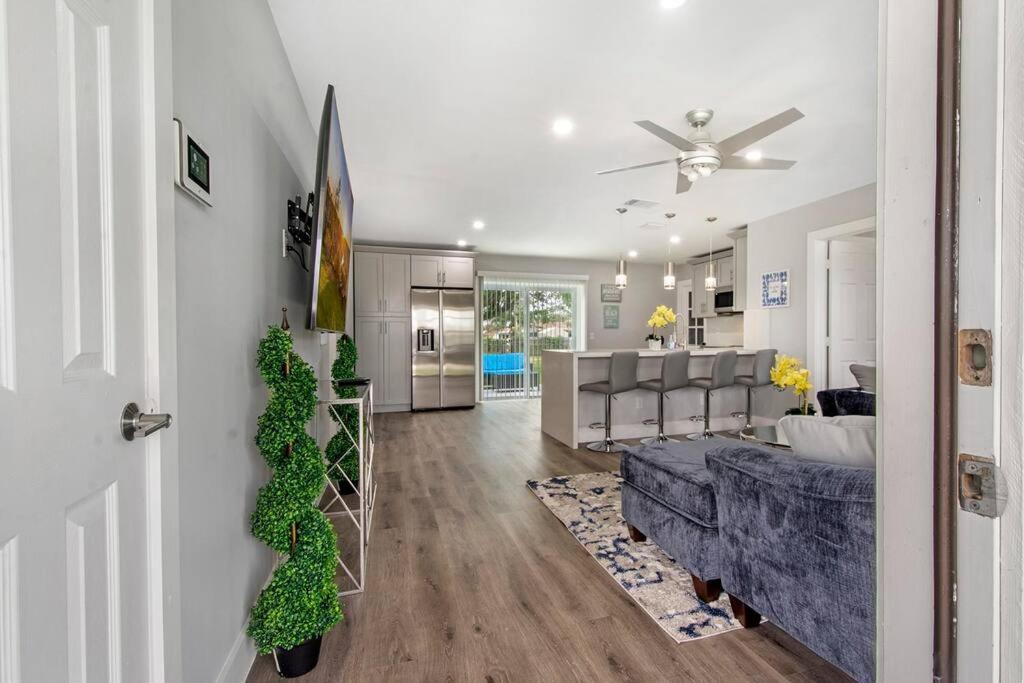 Modern Getaway Near The Beach With Room For A Boat West Palm Beach Exterior foto